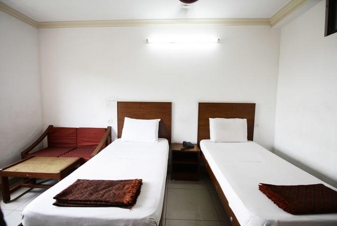 Hotel Adithya Chennai Luaran gambar